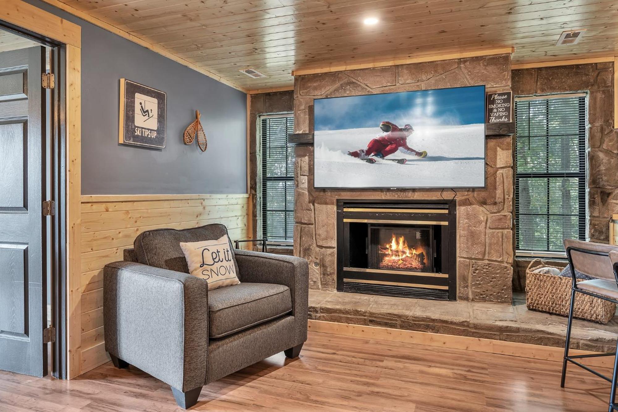 Ferienwohnung Mountain Views At Dolly'S Castle Unit 2 Sevierville Exterior foto